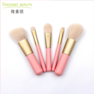 怎么去選擇化妝刷呢！