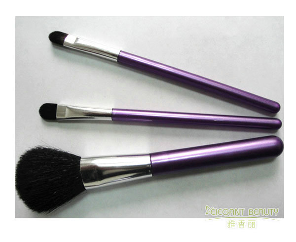 敏感肌膚如何挑選合適的化妝刷套裝？雅香麗告訴你