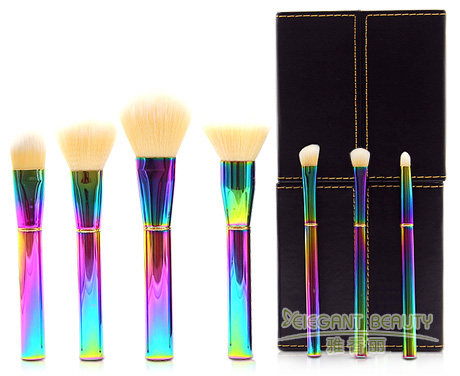 為什么專業化妝刷價格比普通化妝刷貴呢？