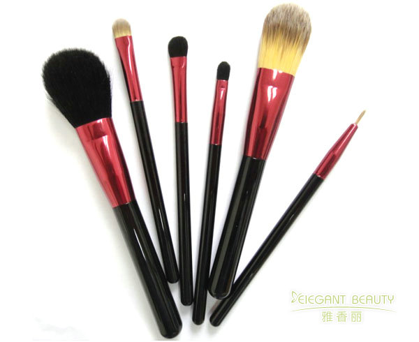 定制化妝刷套裝需要多長時間？