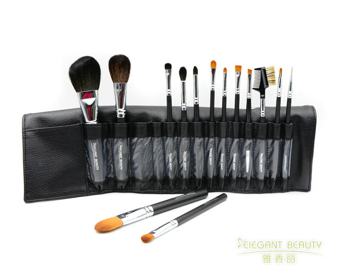 化妝刷套裝中的刷子如何適應不同的化妝品類型？